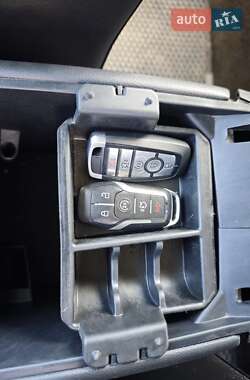 Седан Ford Fusion 2015 в 