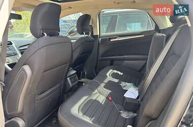 Седан Ford Fusion 2014 в 