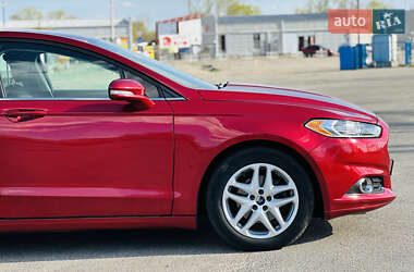 Седан Ford Fusion 2014 в 