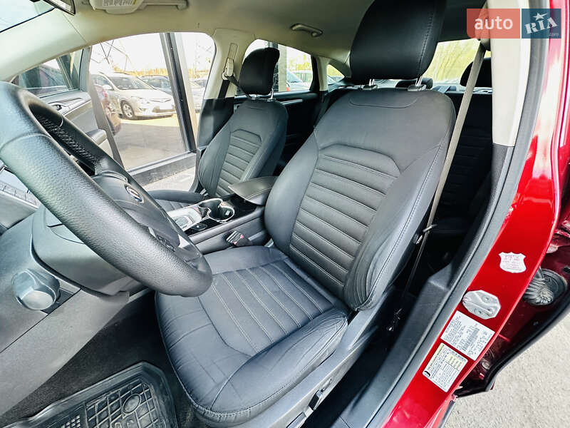 Седан Ford Fusion 2014 в Харкові