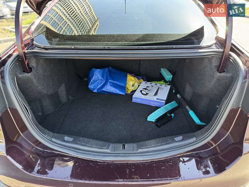 Седан Ford Fusion 2013 в Днепре