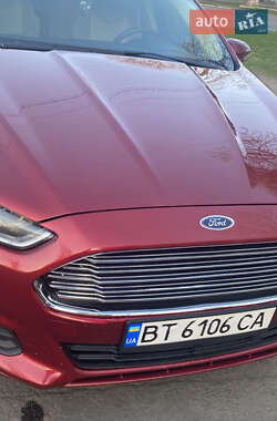 Седан Ford Fusion 2015 в Яготине