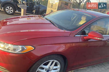 Седан Ford Fusion 2015 в Яготине
