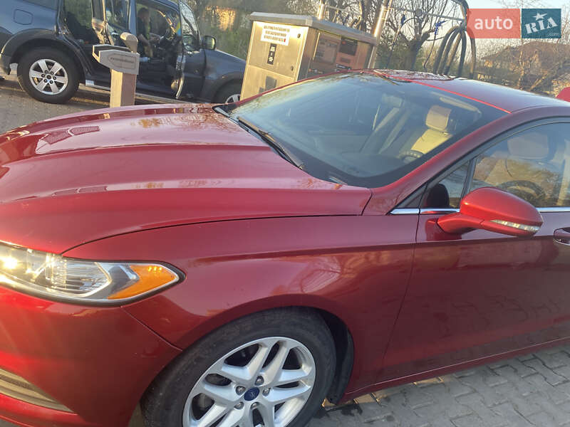 Ford Fusion 2015