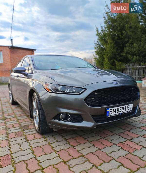 Седан Ford Fusion 2013 в 