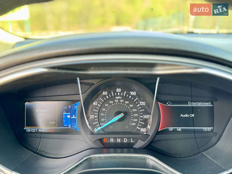 Седан Ford Fusion 2017 в Попельне