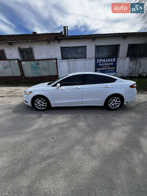 Седан Ford Fusion 2013 в Киеве
