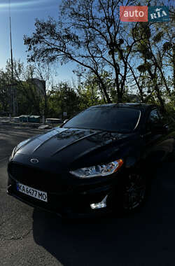 Седан Ford Fusion 2019 в 