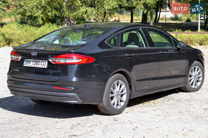 Седан Ford Fusion 2018 в Киеве