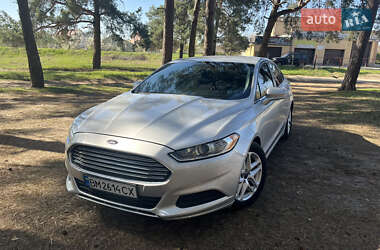 Седан Ford Fusion 2014 в 