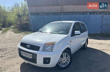 Хетчбек Ford Fusion 2010 в 