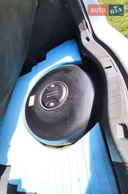 Седан Ford Fusion 2014 в 