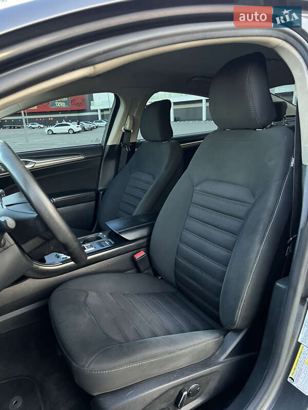 Седан Ford Fusion 2016 в Киеве