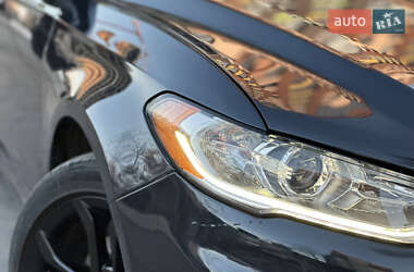 Седан Ford Fusion 2020 в 