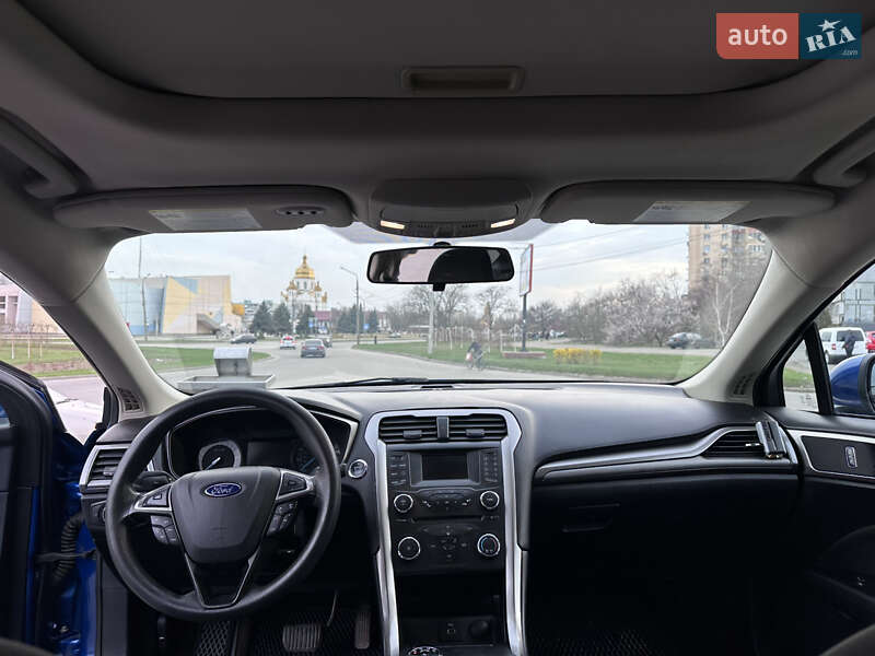 Седан Ford Fusion 2016 в Киеве фото 9 Седан Ford Fusion 2016 в Киеве