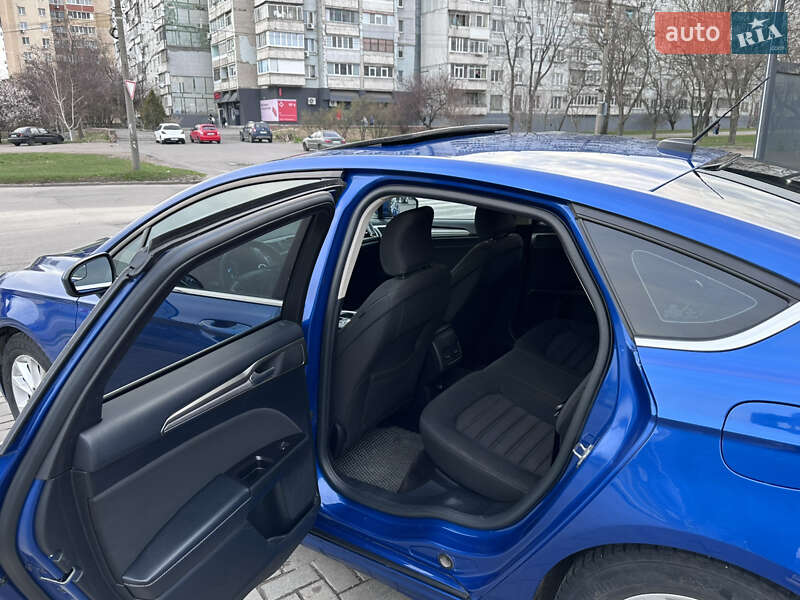 Седан Ford Fusion 2016 в Киеве фото 11 Седан Ford Fusion 2016 в Киеве
