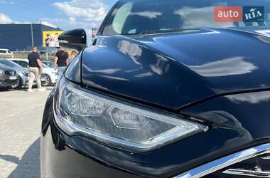 Седан Ford Fusion 2016 в 