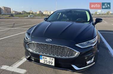 Седан Ford Fusion 2020 в 