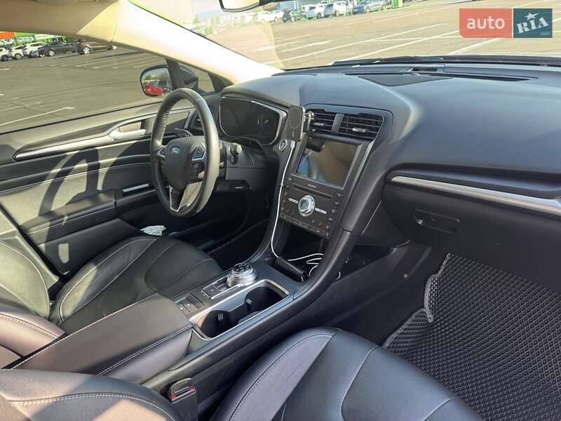Седан Ford Fusion 2020 в Одессе