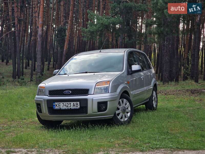 Хэтчбек Ford Fusion 2010 в Харькове