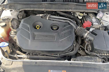 Седан Ford Fusion 2014 в 