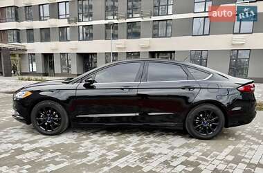 Седан Ford Fusion 2016 в 