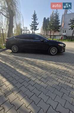 Седан Ford Fusion 2014 в 