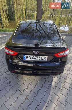 Седан Ford Fusion 2014 в 