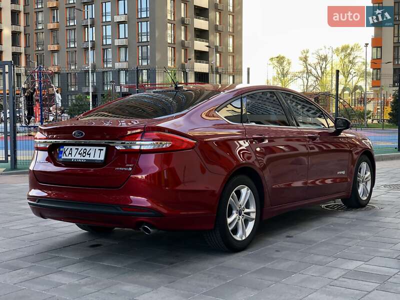 Седан Ford Fusion 2018 в Киеве