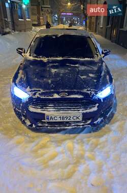 Седан Ford Fusion 2015 в Луцке
