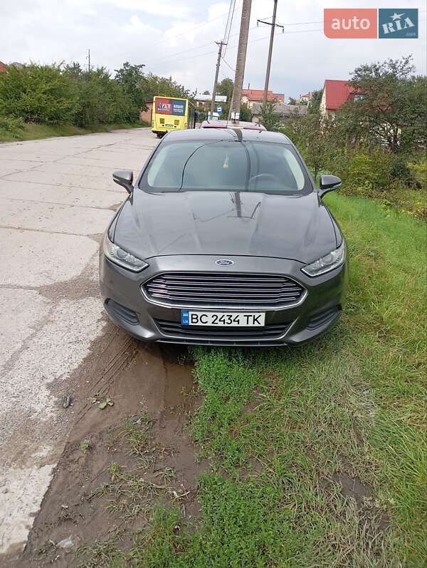 Ford Fusion 2014
