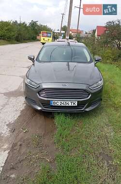 Седан Ford Fusion 2014 в 