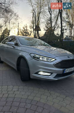 Седан Ford Fusion 2018 в 