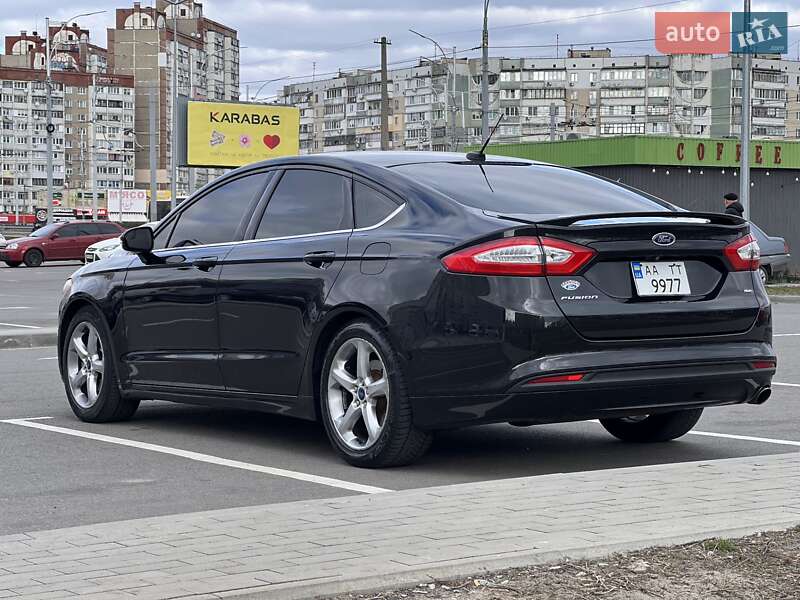 Седан Ford Fusion 2014 в Києві