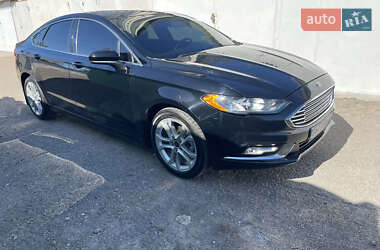 Седан Ford Fusion 2018 в 