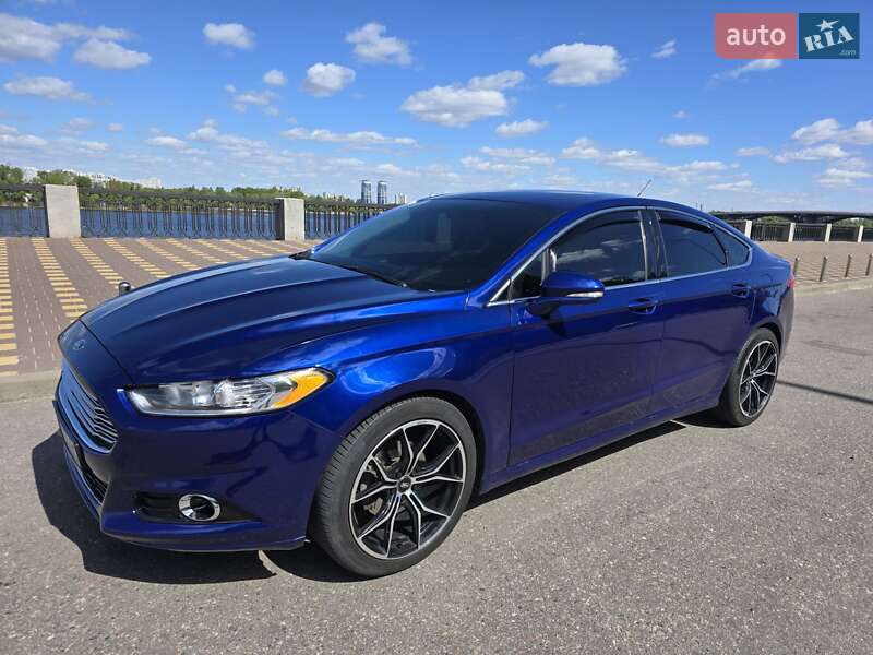 Ford Fusion 2016