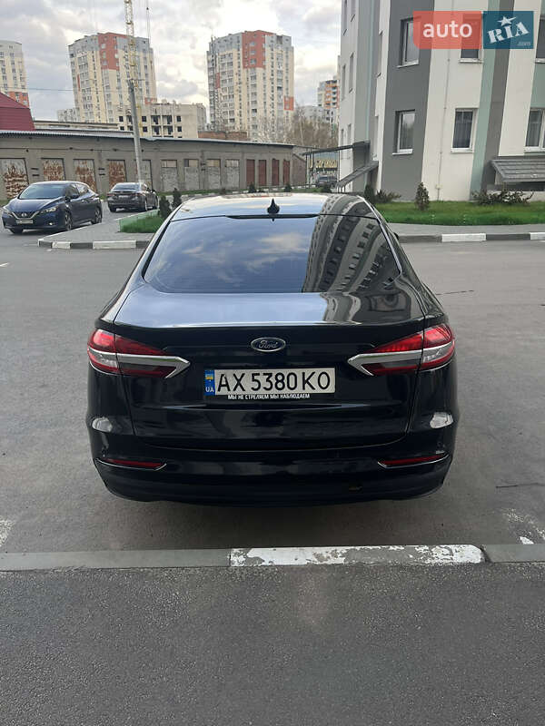 Седан Ford Fusion 2019 в Харькове