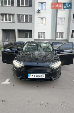 Седан Ford Fusion 2019 в Харькове