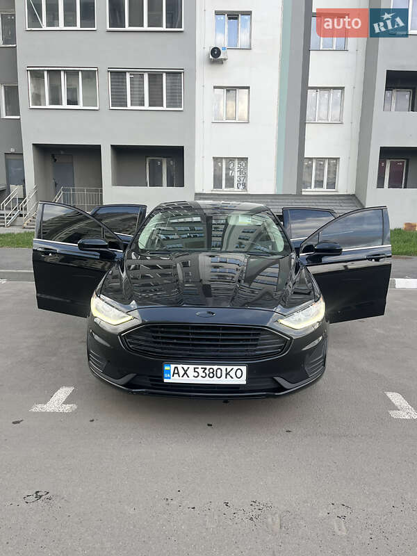 Седан Ford Fusion 2019 в Харькове