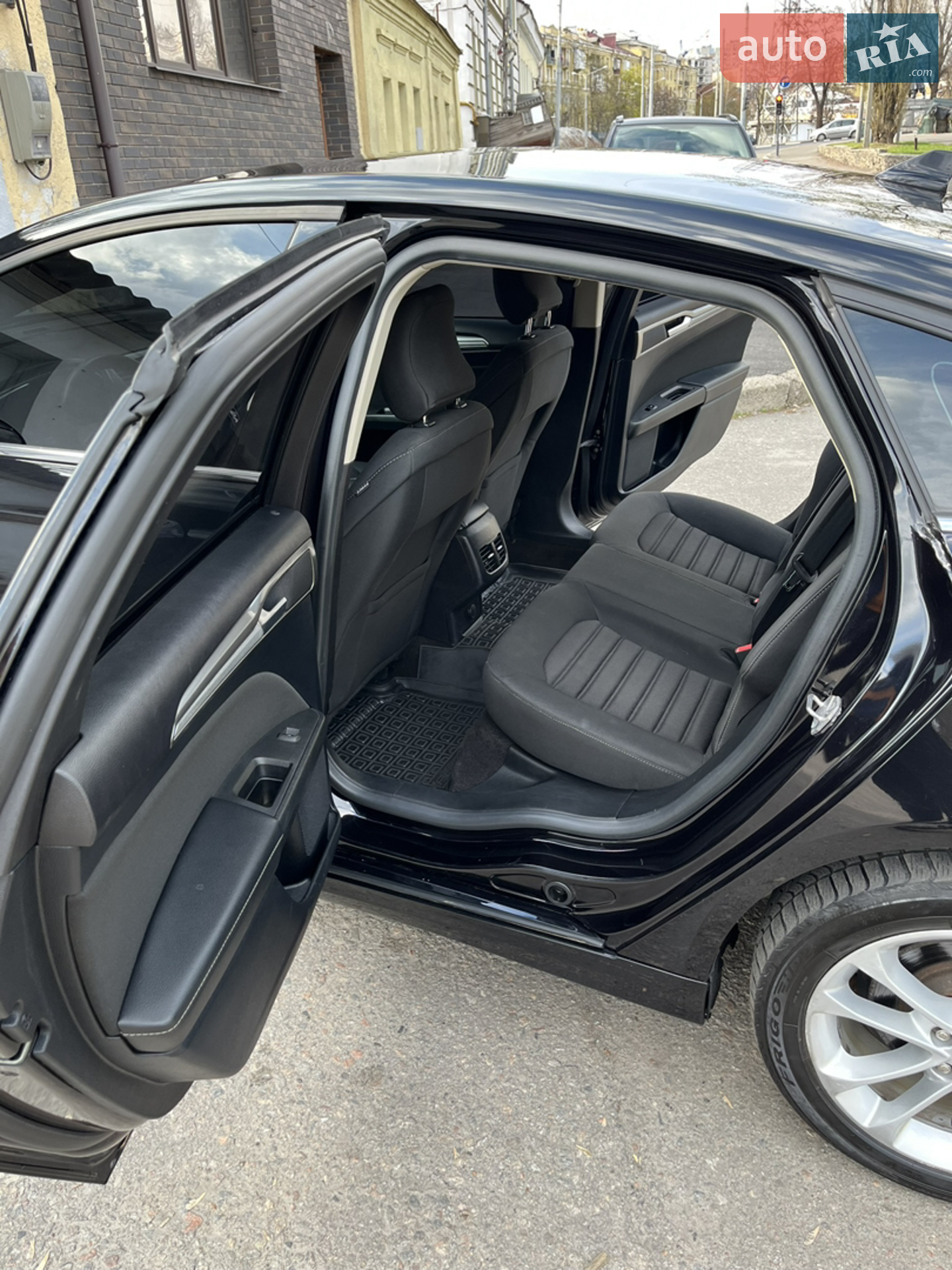 2019 Ford Fusion - мініатюра 25