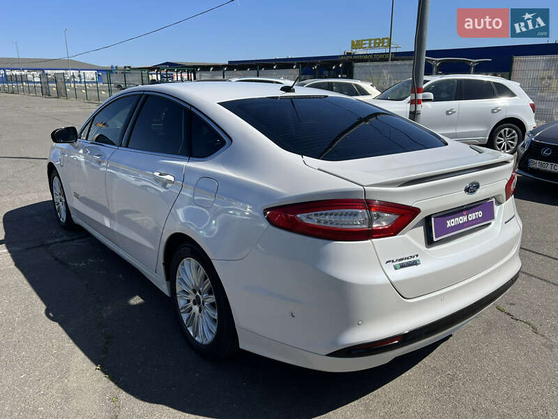 Седан Ford Fusion 2014 в Одессе