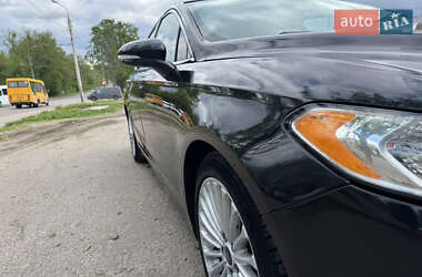 Седан Ford Fusion 2014 в 
