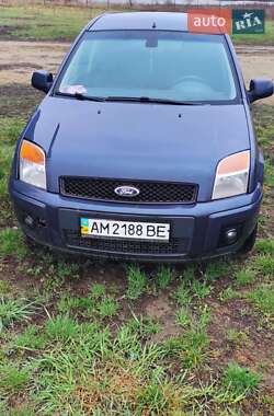 Хэтчбек Ford Fusion 2008 в 