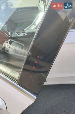 Седан Ford Fusion 2017 в 
