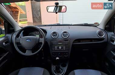 Хэтчбек Ford Fusion 2008 в 