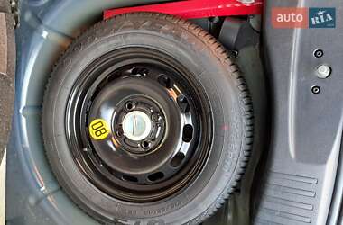 Хэтчбек Ford Fusion 2008 в 