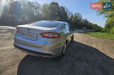 Седан Ford Fusion 2016 в 