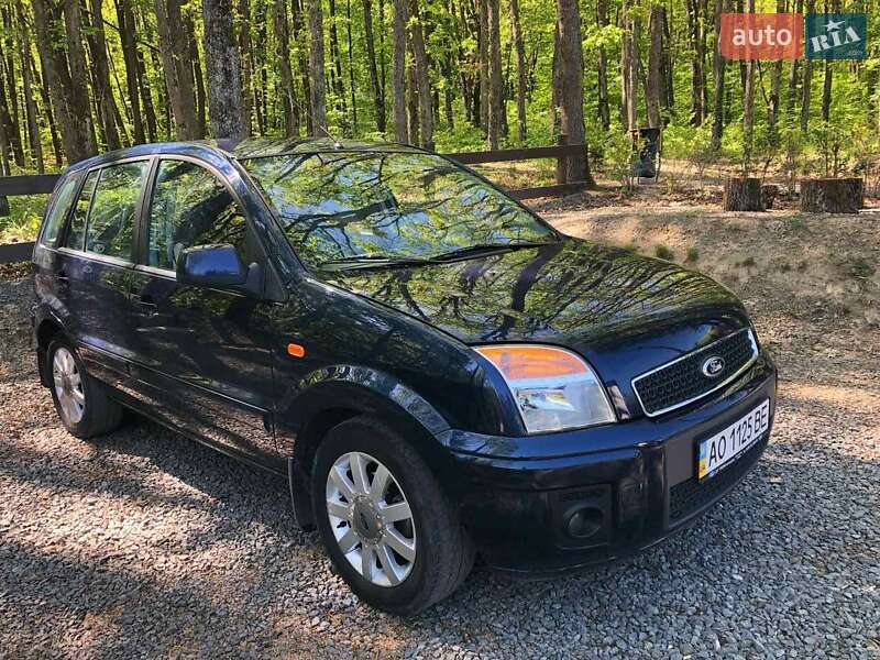 Хэтчбек Ford Fusion 2010 в Ужгороде