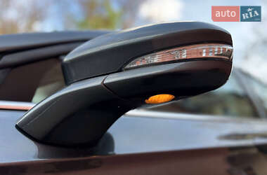 Седан Ford Fusion 2015 в 