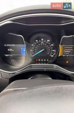 Седан Ford Fusion 2015 в 